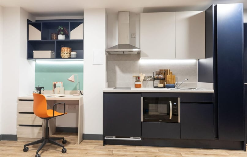 Cookridge Street, City Centre, Leeds - Image 1